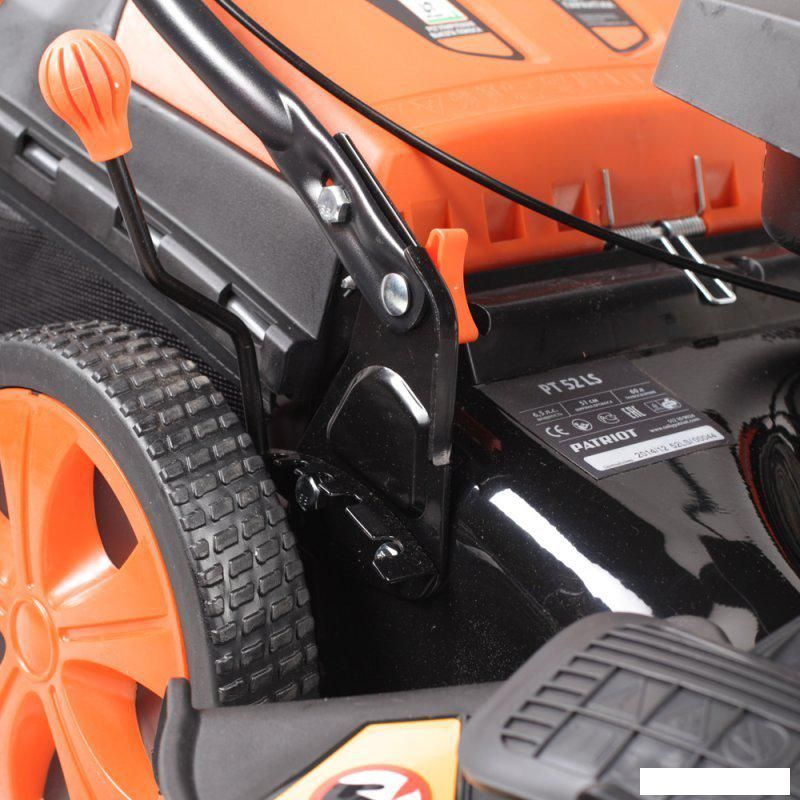 Газонокосилка Patriot PT 52 LS (512109024)