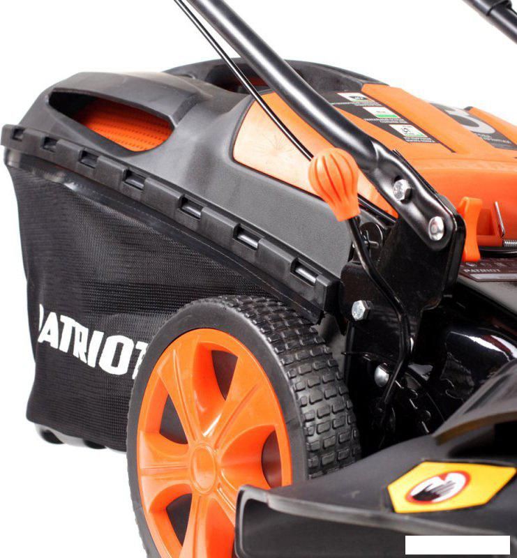 Газонокосилка Patriot PT 52 LS (512109024)