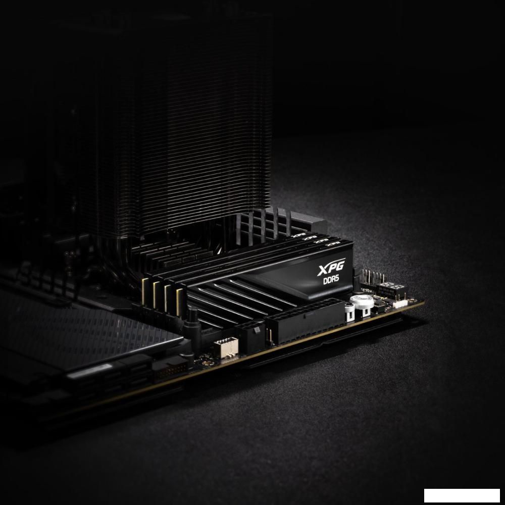 Оперативная память ADATA XPG Lancer Blade 2x16ГБ DDR5 6000 МГц AX5U6000C3616G-DTLABBK