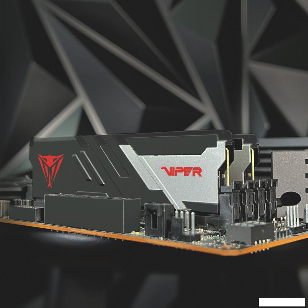 Оперативная память Patriot Viper Venom 2x32ГБ DDR5 5200МГц PVV564G520C40K