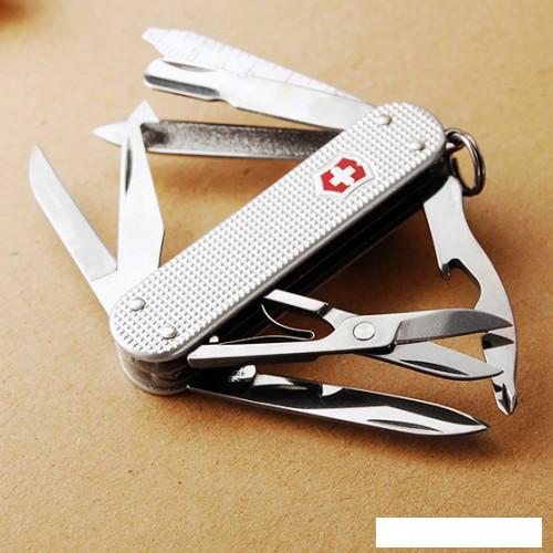 Мультитул Victorinox MiniChamp Alox