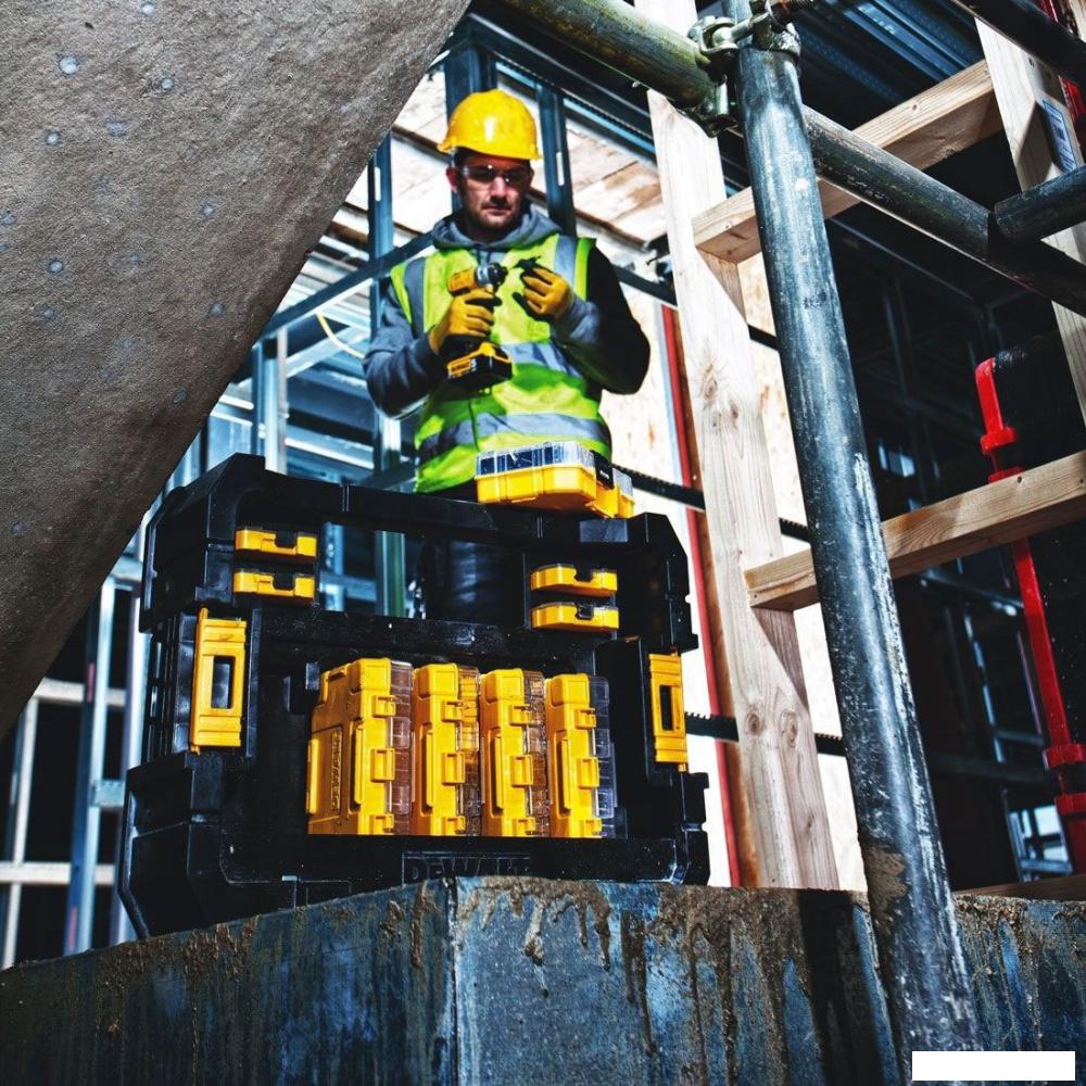 Набор бит DeWalt DT70747T-QZ