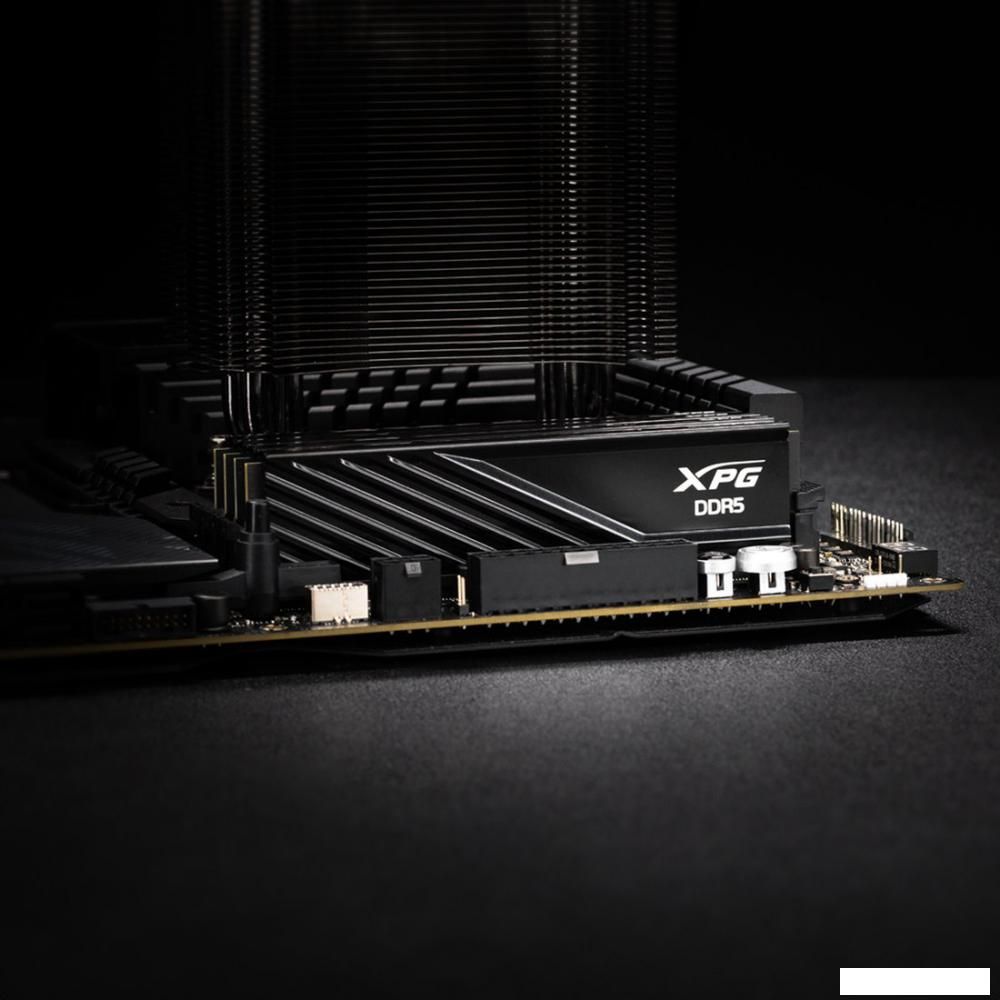 Оперативная память ADATA XPG Lancer Blade 2x16ГБ DDR5 6400 МГц AX5U6400C3216G-DTLABBK
