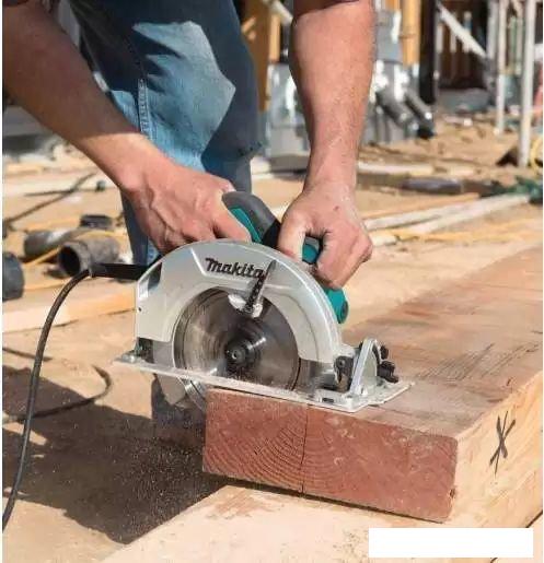 Дисковая (циркулярная) пила Makita HS7600