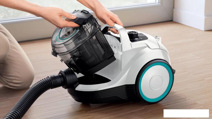 Пылесос Bosch Serie 4 BGC21HYG1