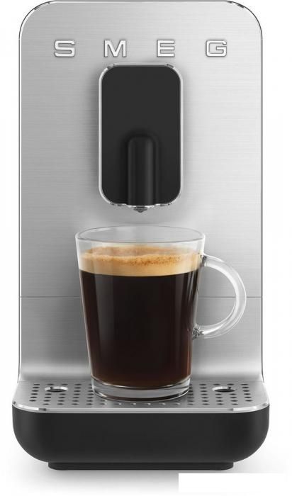 Кофемашина Smeg BCC11BLMEU