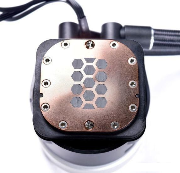Система жидкостного охлаждения для процессора Lian Li Galahad II Trinity 240 G89.GA2T24B.00