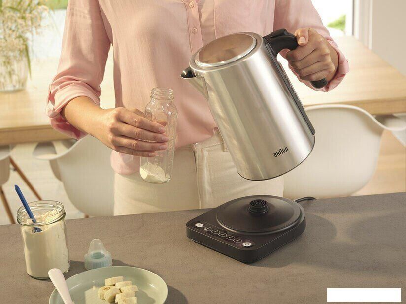 Электрический чайник Braun WK5205BK