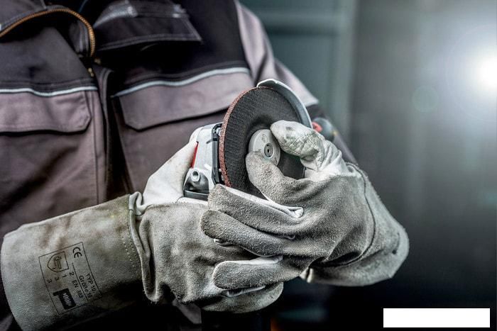 Угловая шлифмашина Metabo WA 13-125 Quick 603630000