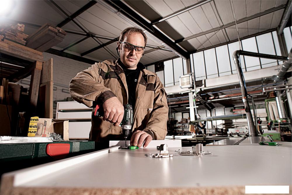 Дрель-шуруповерт Metabo PowerMaxx BS Basic 600984500 (с 2-мя АКБ, кейс)