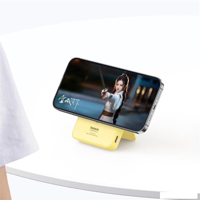 Внешний аккумулятор Baseus MagPro Magnetic Bracket Wireless Fast-Charging Power Bank 20W 5000mAh (желтый)