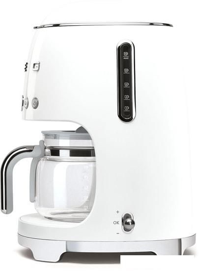 Капельная кофеварка Smeg DCF02WHEU