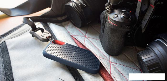 Внешний накопитель SanDisk Extreme V2 SDSSDE61-2T00-G25 2TB