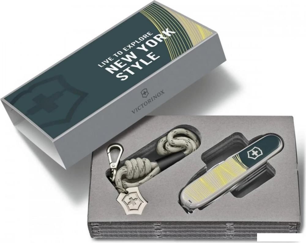 Мультитул Victorinox Companion New York Style 1.3909.E223