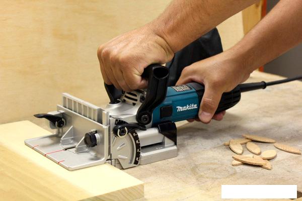 Шпоночный (ламельный) фрезер Makita PJ7000