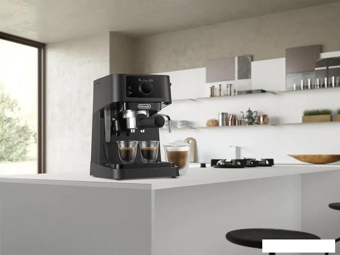 Рожковая кофеварка DeLonghi Stilosa EC230.BK