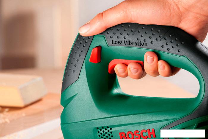 Электролобзик Bosch PST 700 E (06033A0020)