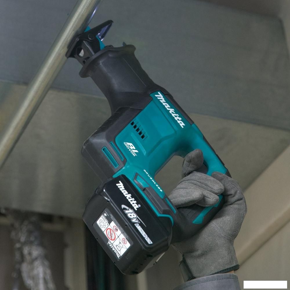 Сабельная пила Makita DJR188Z (без АКБ)