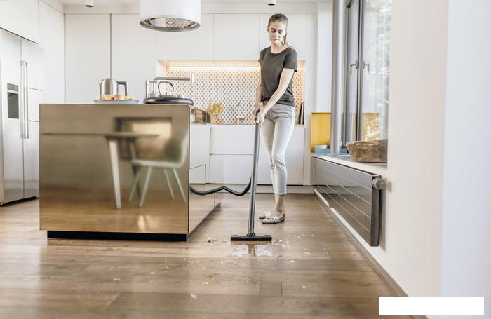Пылесос Karcher WD 2 Plus S V-15/4/18 1.628-050.0