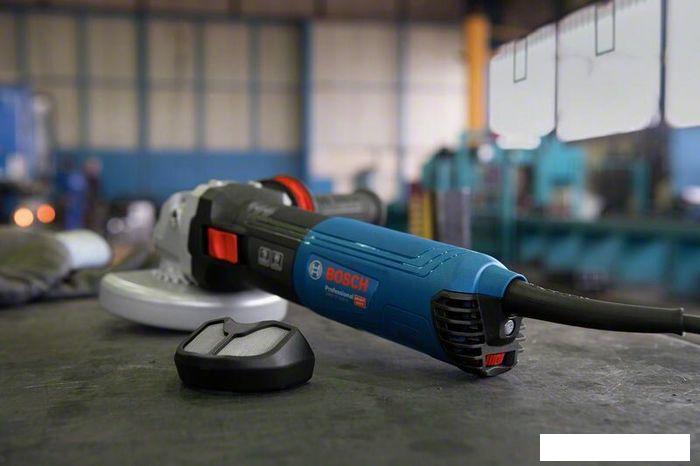 Угловая шлифмашина Bosch GWS 17-125 S Professional 06017D0300