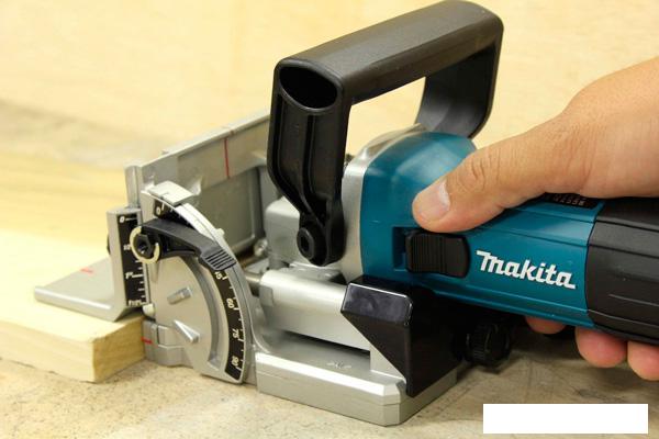 Шпоночный (ламельный) фрезер Makita PJ7000