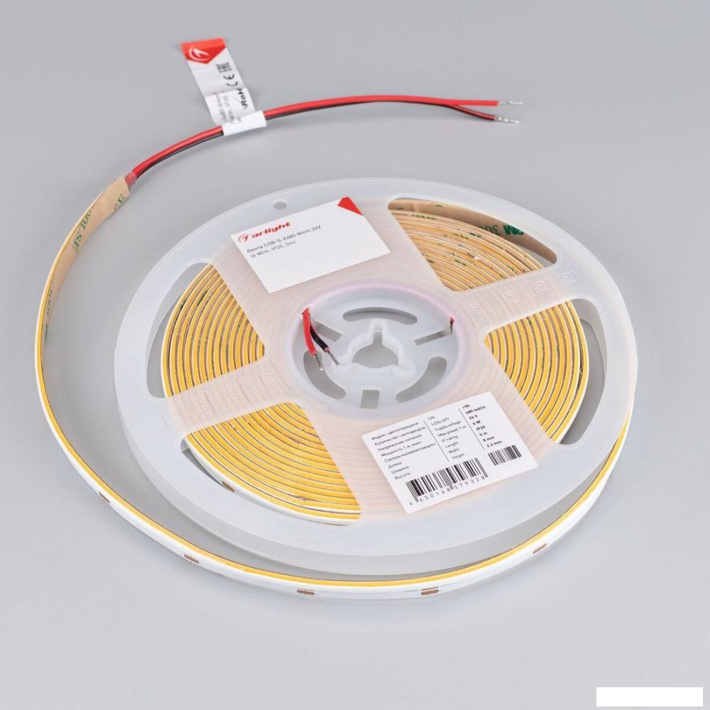 Светодиодная лента COB Arlight 6W/m 480Led/m CSP дневной белый 5M COB-S-X480-8mm 24V Day4000 046902