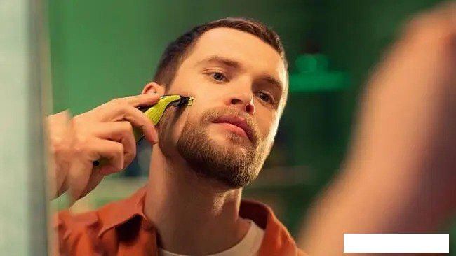 Триммер для бороды и усов Philips OneBlade QP2734/23
