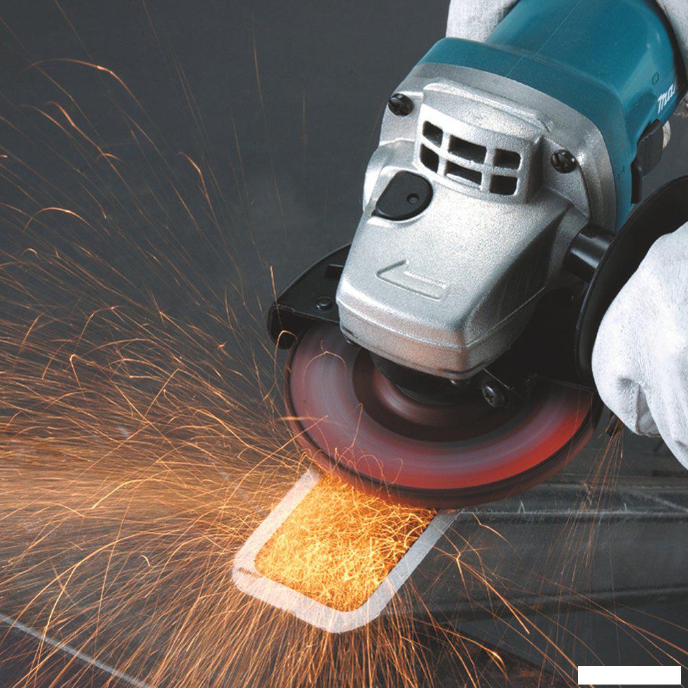 Угловая шлифмашина Makita 9558HNR