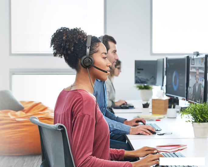 Офисная гарнитура Logitech Zone Wired UC