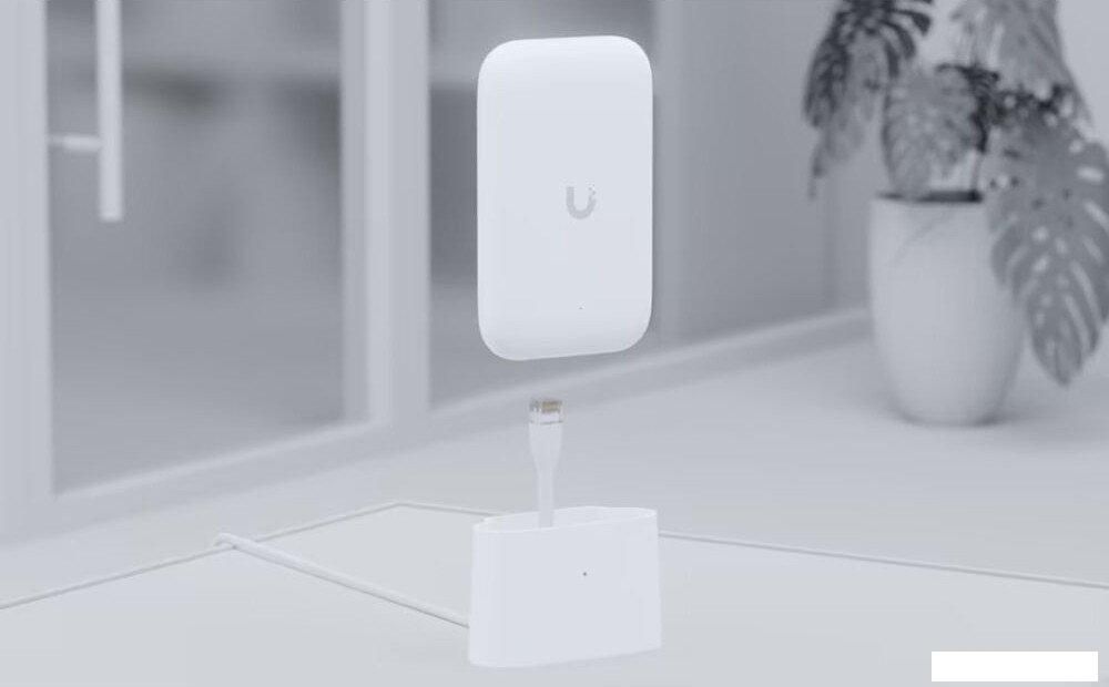 Точка доступа Ubiquiti Army Knife Ultra