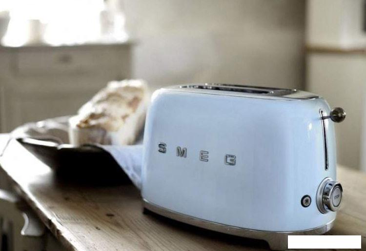 Тостер Smeg TSF01PBEU