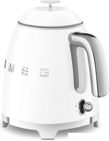 Электрический чайник Smeg KLF05WHEU