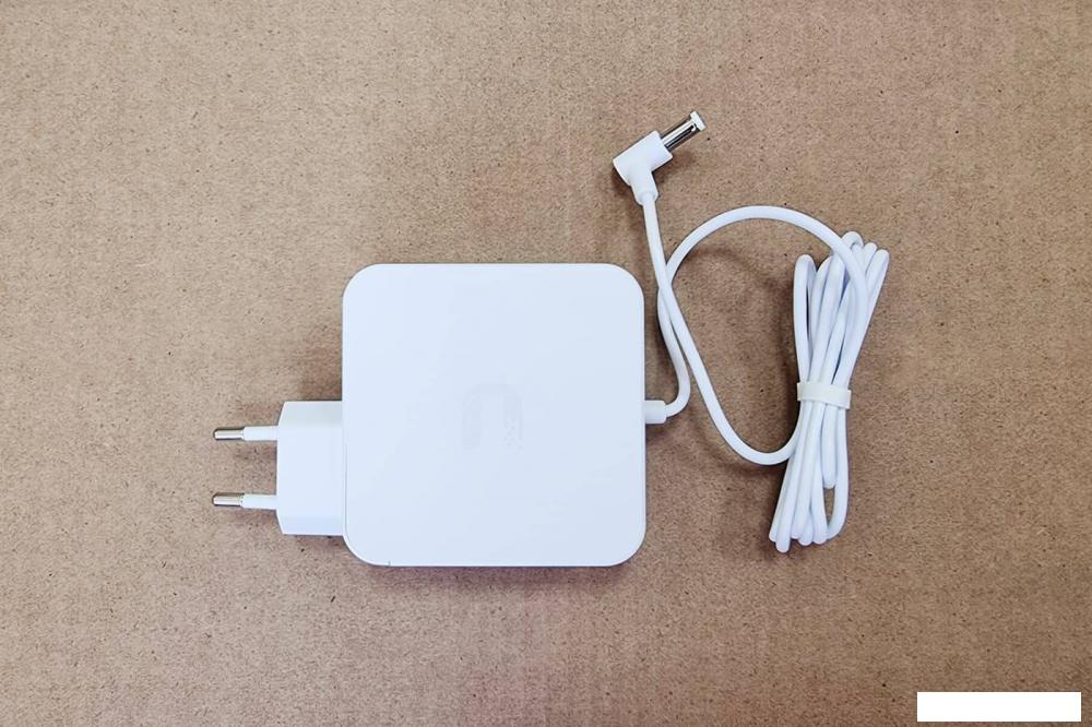 Управляемый коммутатор 2-го уровня Ubiquiti UniFi Switch Lite 8 POE