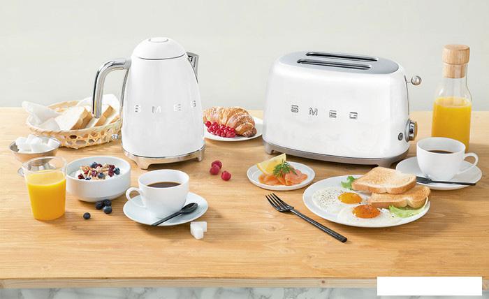 Тостер Smeg TSF01WHEU
