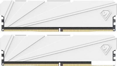 Оперативная память Netac Shadow S 2x8ГБ DDR4 3600 МГц NTSSD4P36DP-16W