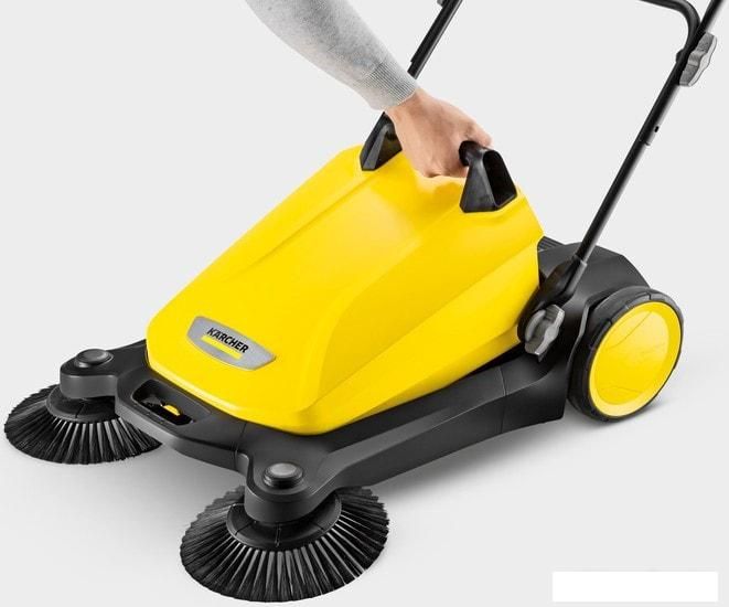 Подметальная машина Karcher Handkehrmaschine S4 1.766-320.0