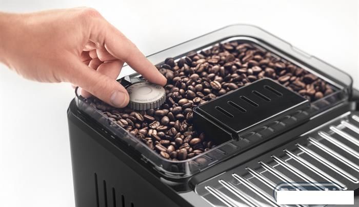 Кофемашина DeLonghi Eletta Explore ECAM450.65.G