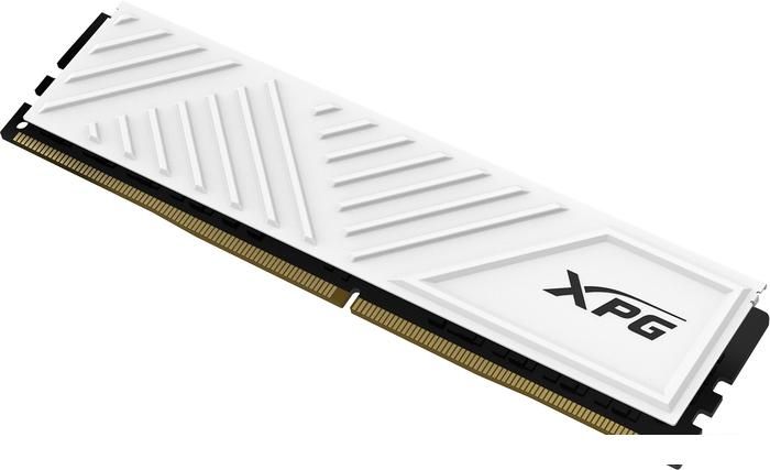 Оперативная память ADATA XPG GAMMIX D35 16ГБ DDR4 3200 МГц AX4U320016G16A-SWHD35