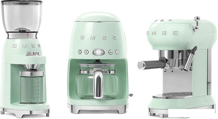 Капельная кофеварка Smeg DCF02PGEU