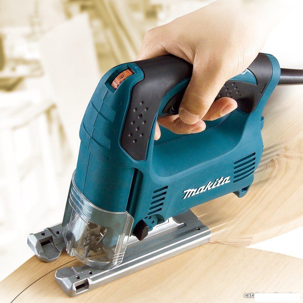 Электролобзик Makita 4329K