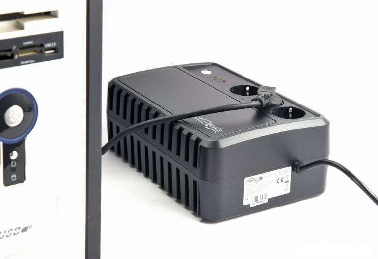 Источник бесперебойного питания EnerGenie Desktop EG-UPS-3SDT600-01