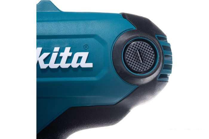 Дрель-шуруповерт Makita DF0300X1 (с отверткой)