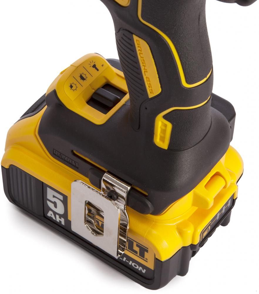 Ударная дрель-шуруповерт DeWalt DCD796P2 (с 2-мя АКБ 5 Ah)