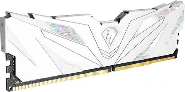 Оперативная память Netac Shadow II White 2x16ГБ DDR4 3200 МГц NTSWD4P32DP-32W