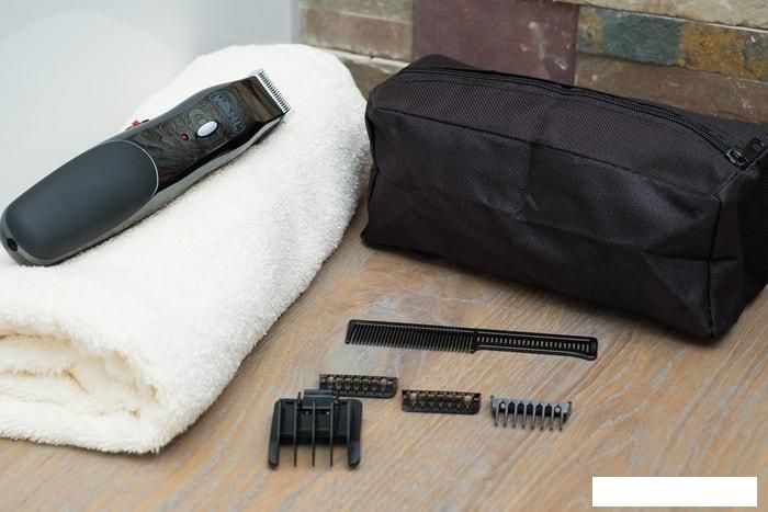 Триммер для бороды и усов Wahl Groomsman Rechargeable 9918-1416