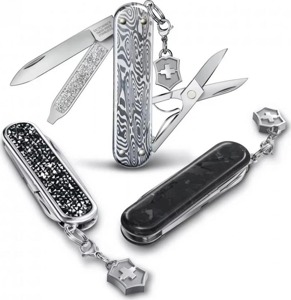 Мультитул Victorinox Classic Brilliant Carbon 0.6221.90 (черный/серебристый)