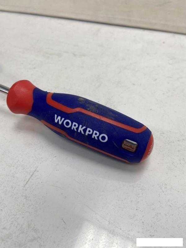 Отвертка Workpro WP221037