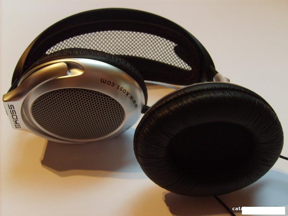 Наушники KOSS UR40