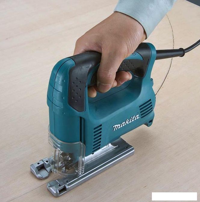 Электролобзик Makita 4326