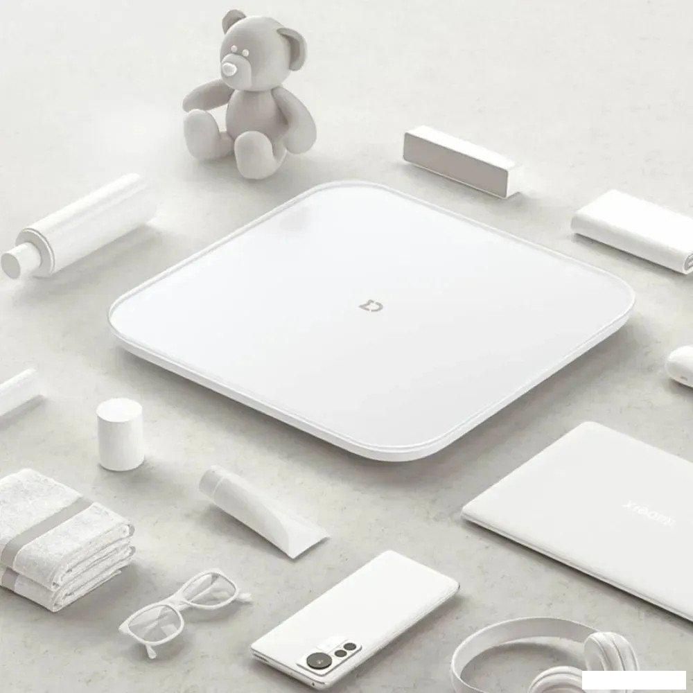 Напольные весы Xiaomi Mijia Body Fat Scale S200 MJTZC02YM (белый)
